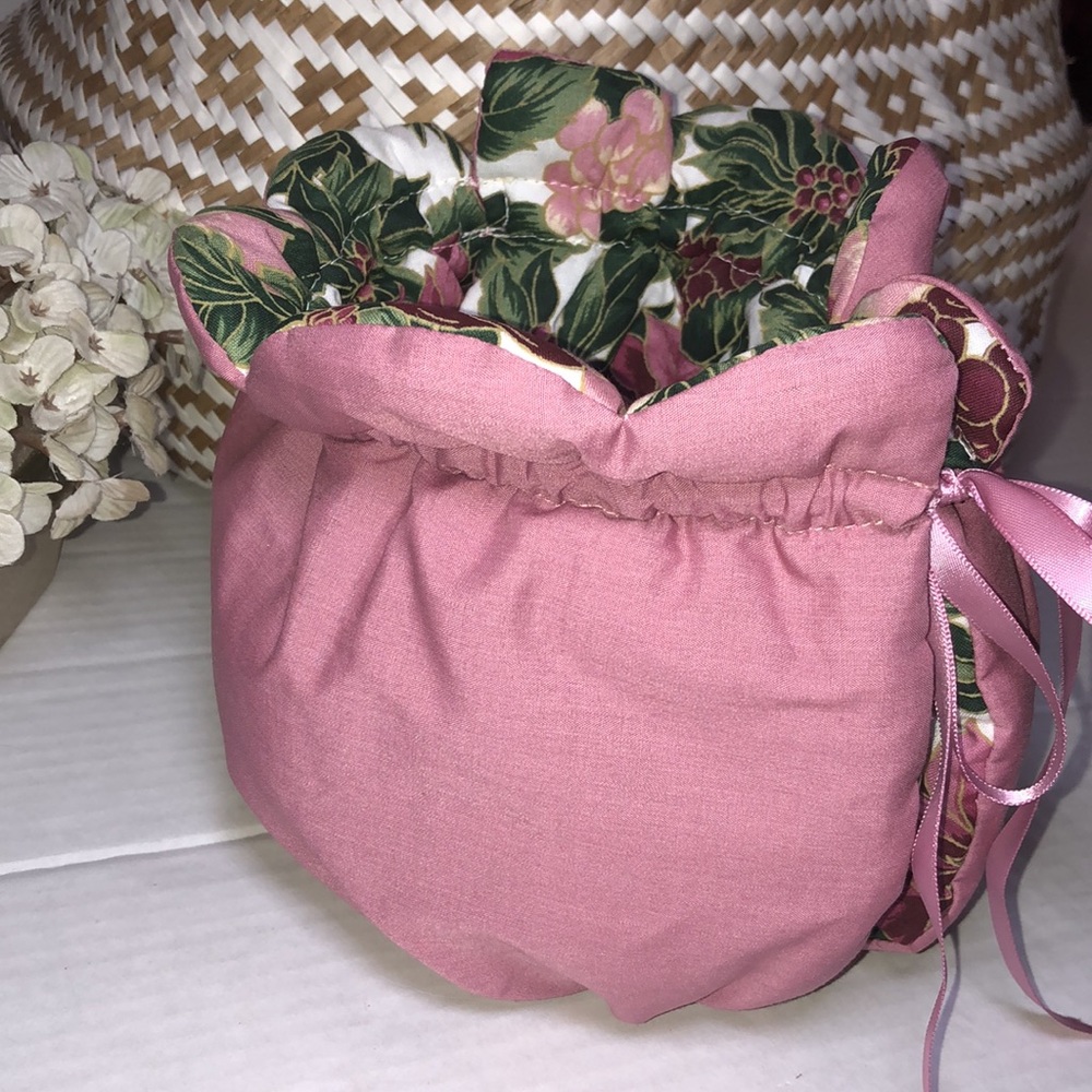 Handmade Tea Cozy 🌸 - Picture 2 of 12